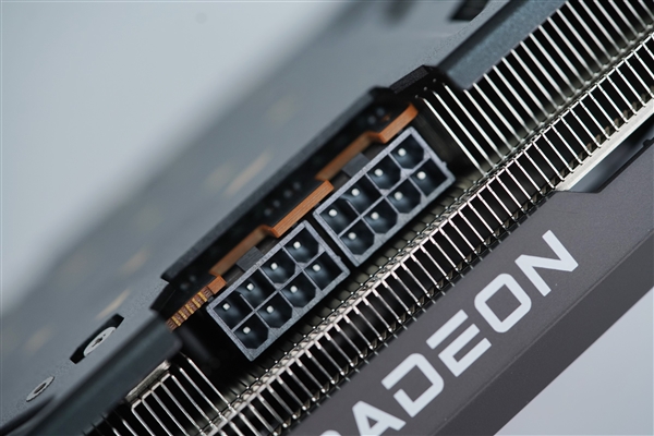 星歐娛樂官方:迎戰RTX 5060!AMD RX 7650 GRE顯卡圖賞